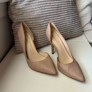 ⭐️Nine West size 7M neutral heels⭐️